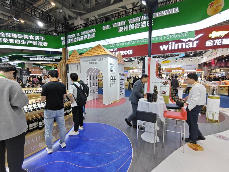 西班牙展臺設(shè)計搭建地板