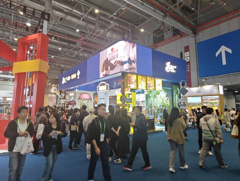 全球物聯(lián)網(wǎng)展科技感展臺設(shè)計搭建